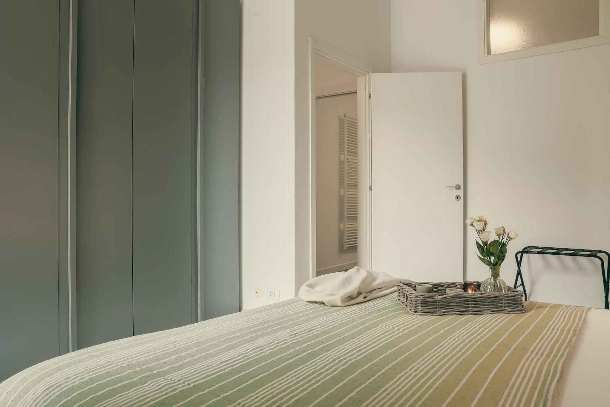 Appartement Diana - By Myhomeincomo *